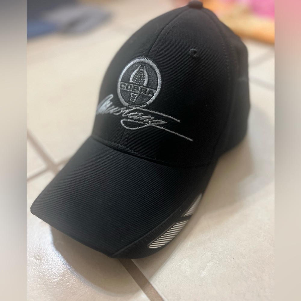 Ford Mustang Cobra hat. Fitted. M/L